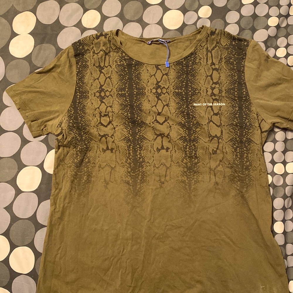 Zara tee